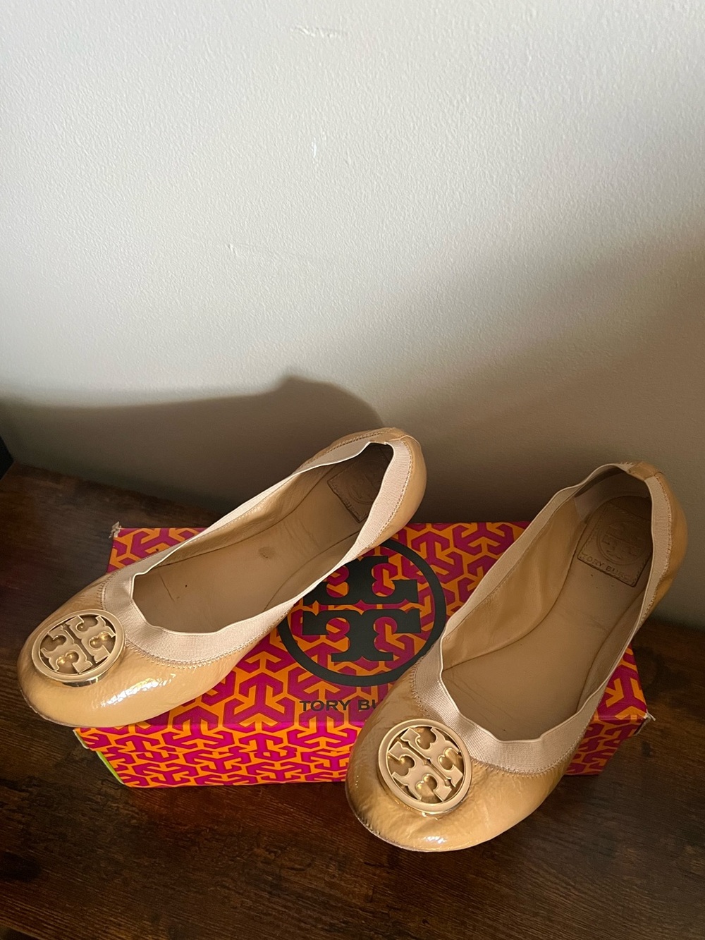 Tory Burch Beige Camilla Pink Logo Ballet Flats